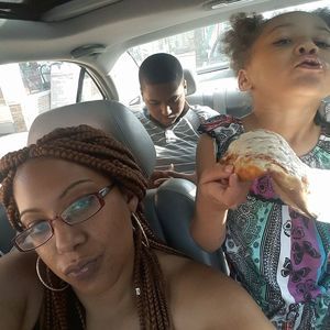 Meet your Posher, April